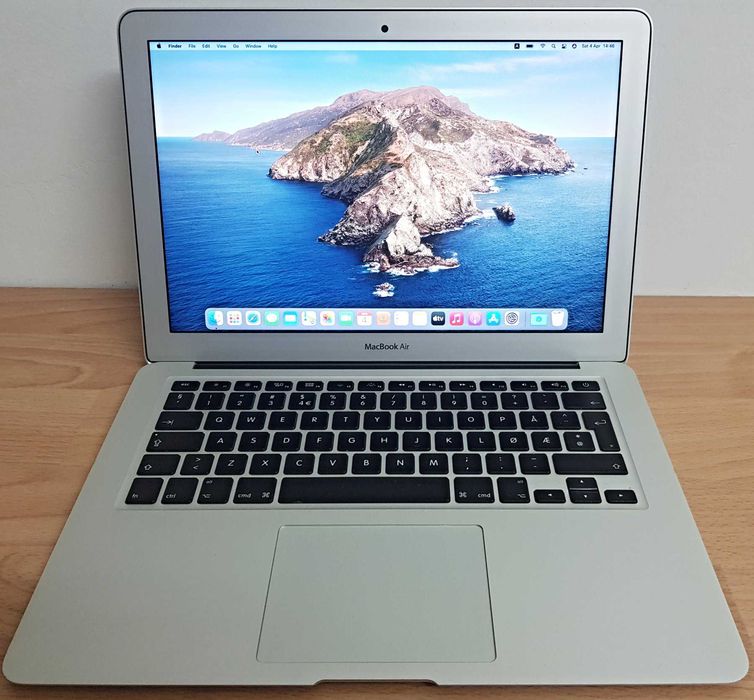 Macbook Air 13,2014, i5, 4gb,256 SSD, perfect functional poze reale
