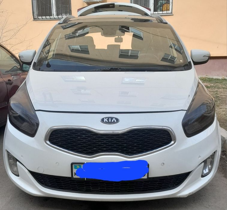 Киа каренс 2013 год!