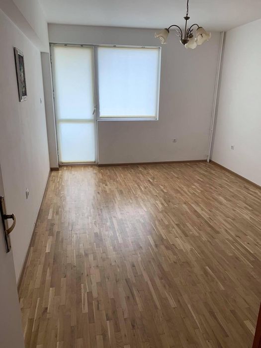 Дава се под наем Тристаен апартамент в София, Бъкстон - 130 кв.м за 650 € - Снимка #4