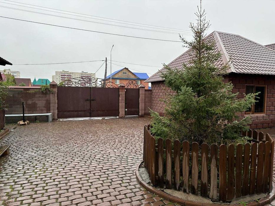 Продам коттедж со всеми коммуникациями