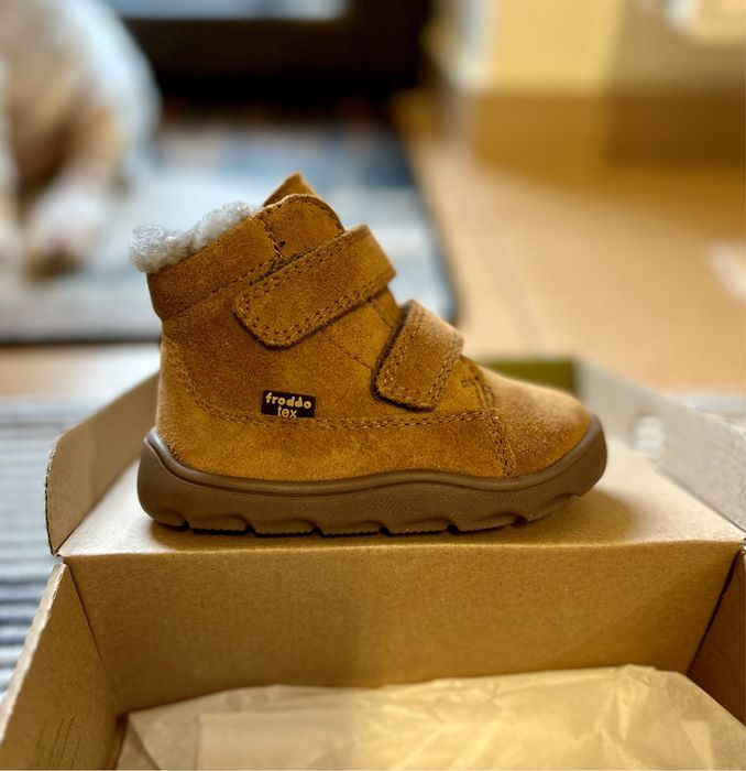 Ghete imblanite Froddo, marimea 22, NOI (in cutie)