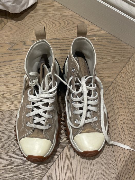 Converse на платформе