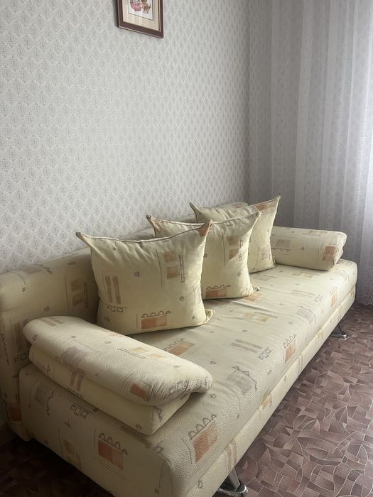 Диван в отличном состоянии.