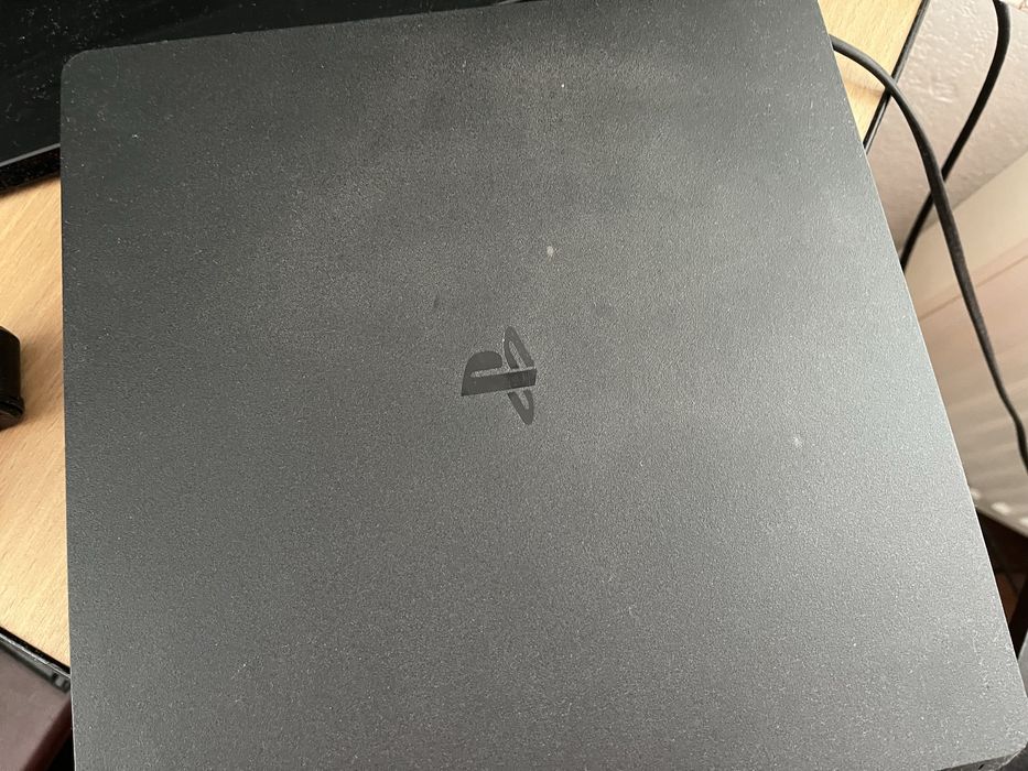 Playstation 4 Slim