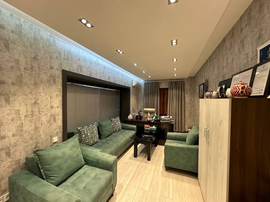 Ц-6 | Минор - Сдается в аренду Евро офис с мебелью вдоль дороги 120м2