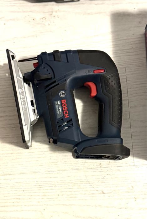 Ferastrau pendular Bosch 18V Sh