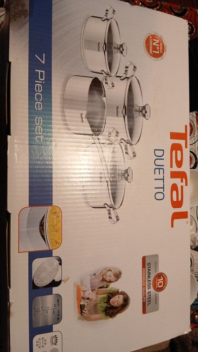 Set farfurii din UK, 24 bucăți,  nefolosit, oale inox Tefal, calitate
