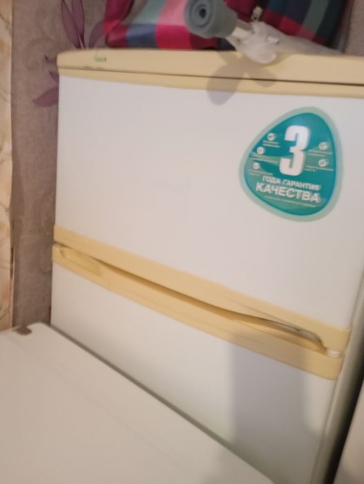 Холодильник б/у в хорошем состоянии