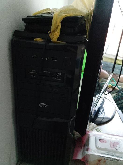 Процессор и 2 клавиатуры