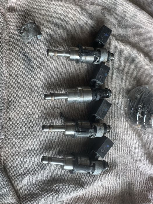 Бензинови Дюзи Audi S3 8p