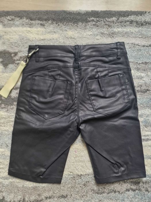 Нови къси панталонки PAUSE