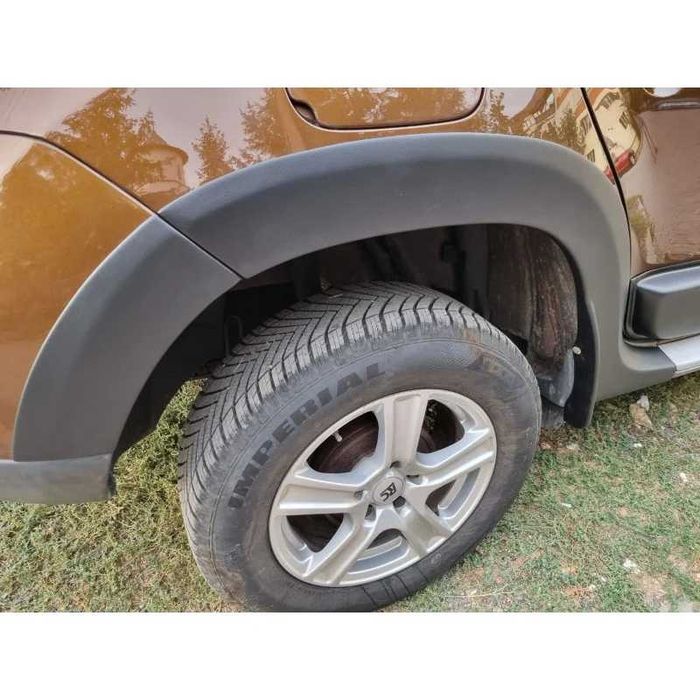 Set 12 Bandouri Laterale Protectii Bara Aripa USI Overfendere DACIA DUSTER I 2010-2017