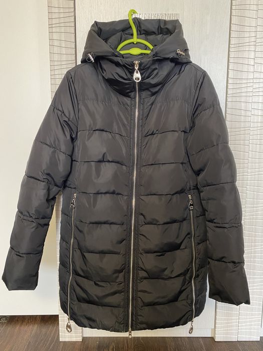 Женская куртка размер 44