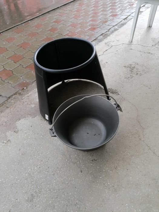 Oferta, ceaun fontă 22  369 lei fără suport