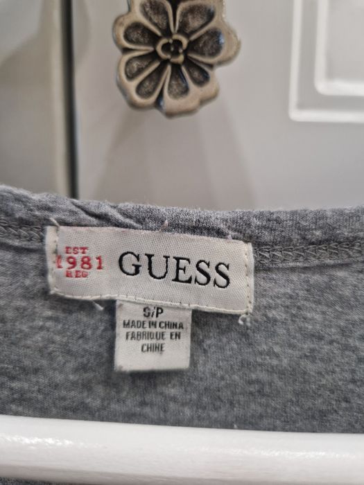Дамска тениска Guess - размер S