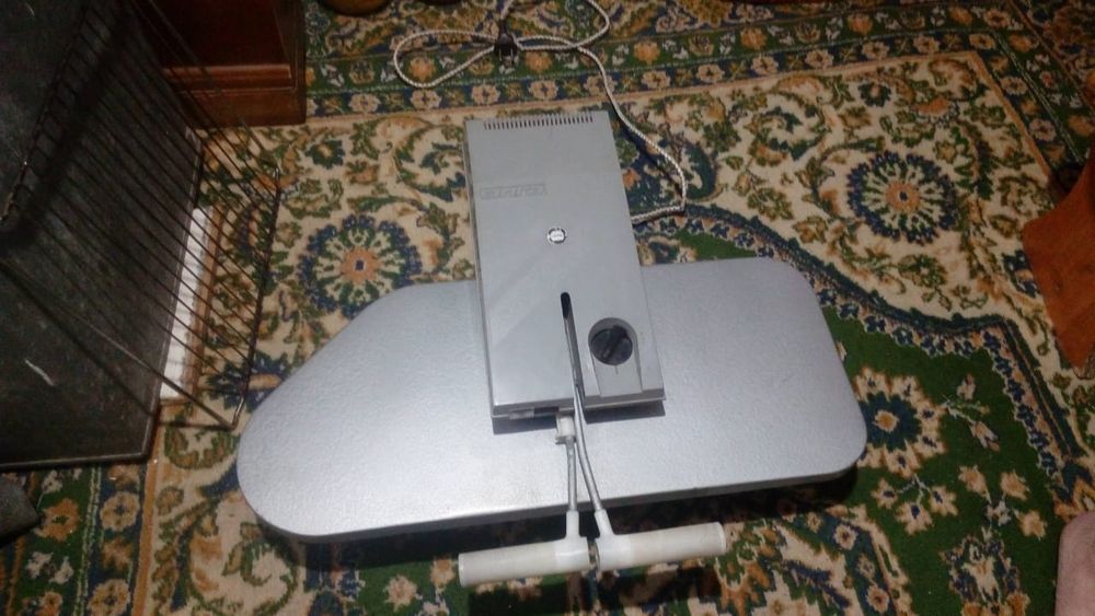 Продам гладильный прес