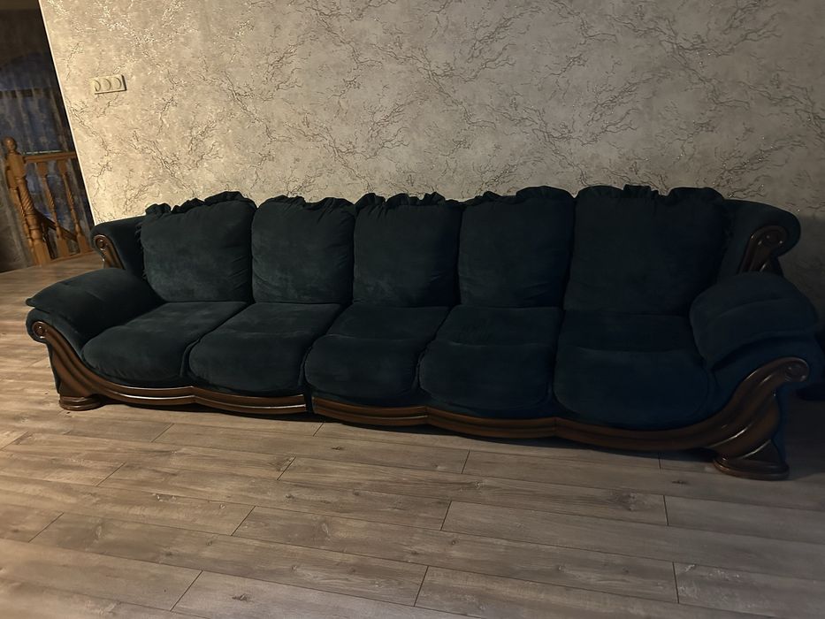 Диван с креслами