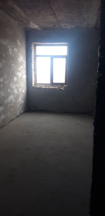 Урганч шахрида янги курилган хонадон Зудлик билан келишилган нархда со