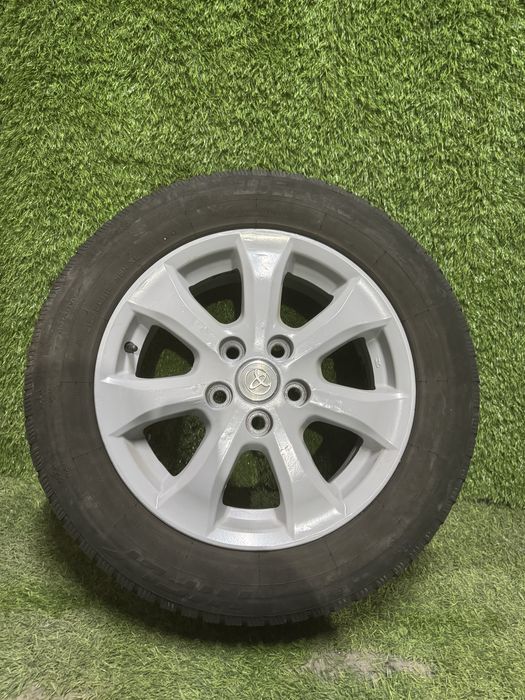 Запаска. Диск шина в сборе 215/60 R16 5x114.3 Toyota