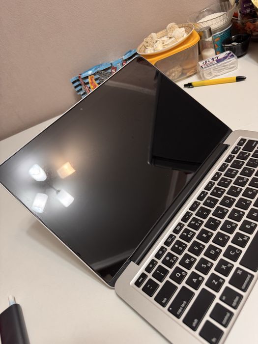 Продам macbook макбук