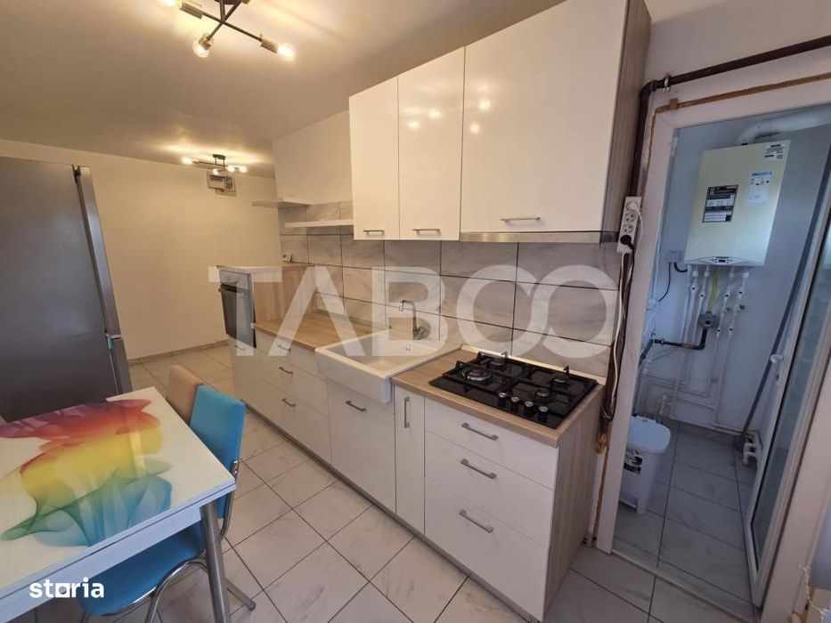 Apartament 2 camere decomandat zona Bd. Unirii etaj 4 recent renovat