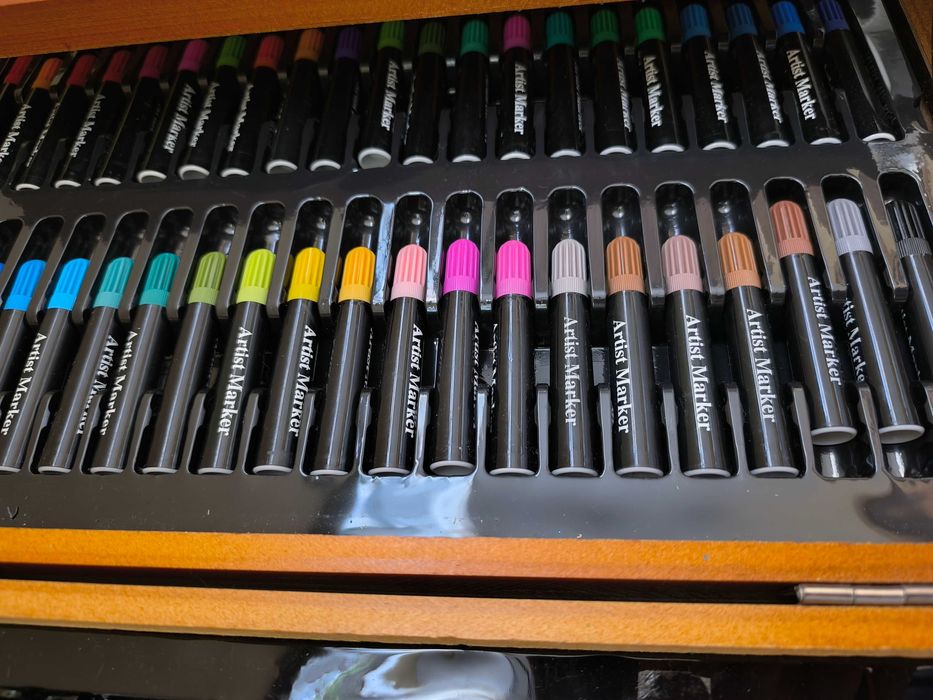 Куфар за рисуване 175 части