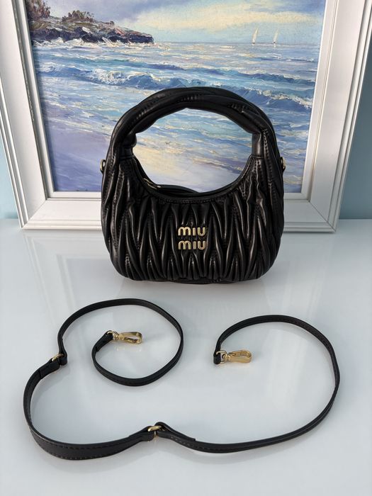 Дамска чанта – М1U М1U + подарък