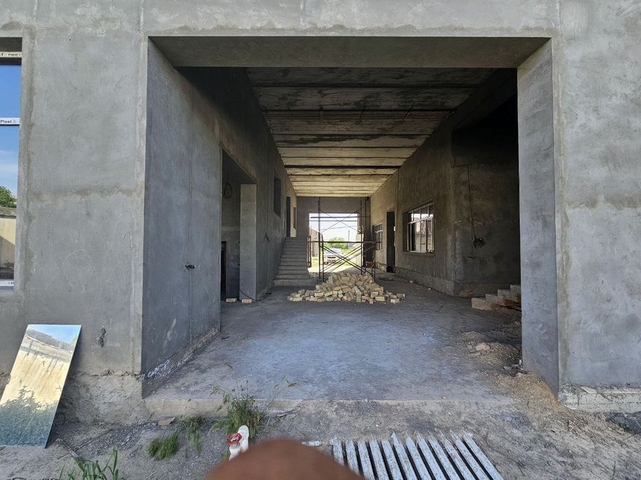 Yangiyol  Gulbahor shaharchasi  uy sotiladi Stoyshi moshinaga Barter b