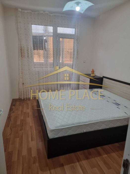 Дава се под наем Тристаен апартамент в Варна, Център - 55 кв.м за 558.45 € - Снимка #2