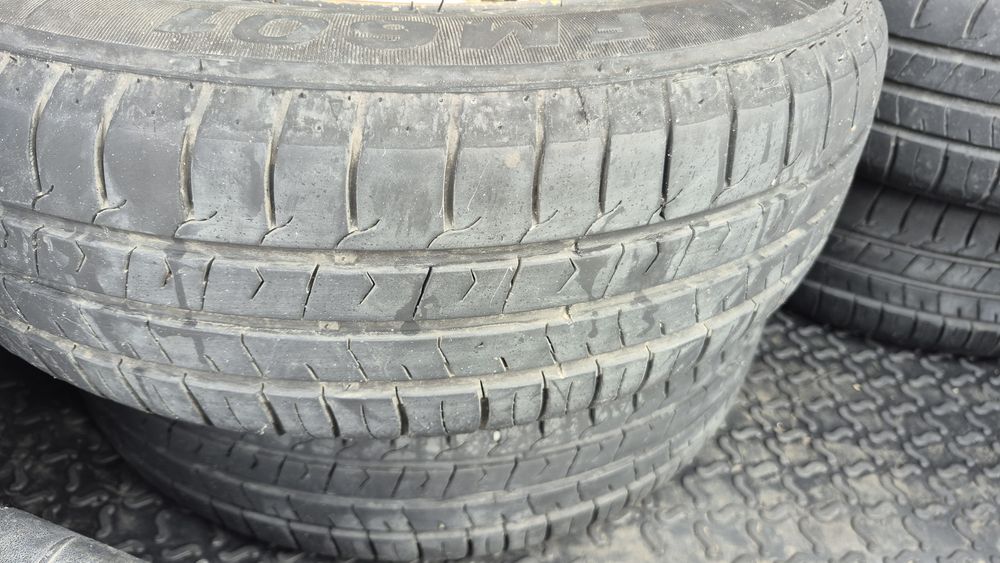 Диска с покрышкой и колпак подарок