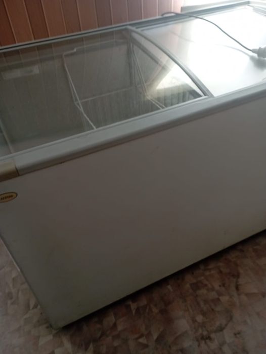 Продам Морозильник