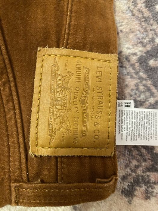 Levi’s Ribcage Straight Ankle catifea