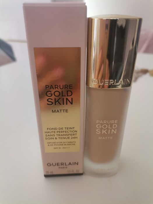 Guerlain parure gold skin matte