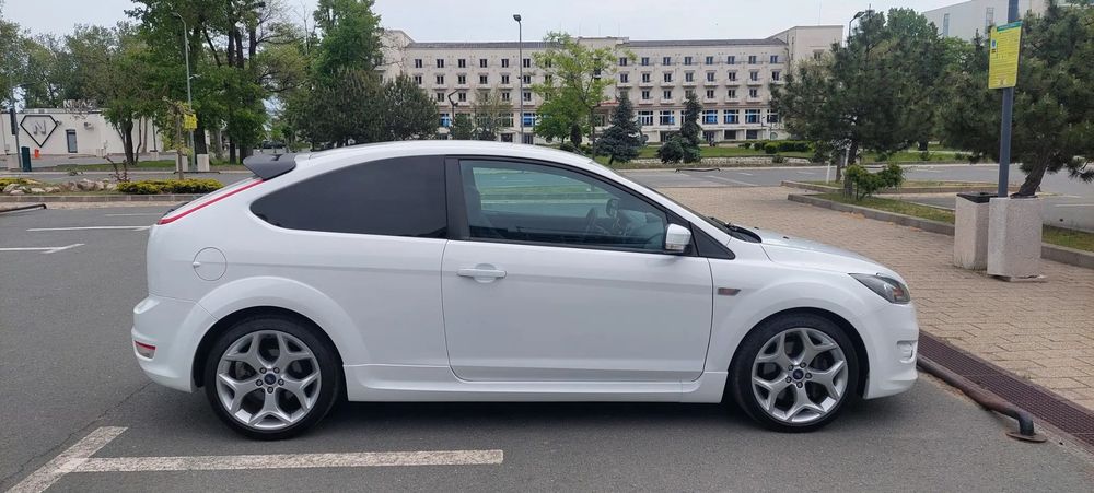 Ford Focus Proprietar Ford Focus ST MK 2.5(Facelift) 280 CP / 55000 Km de noua RO