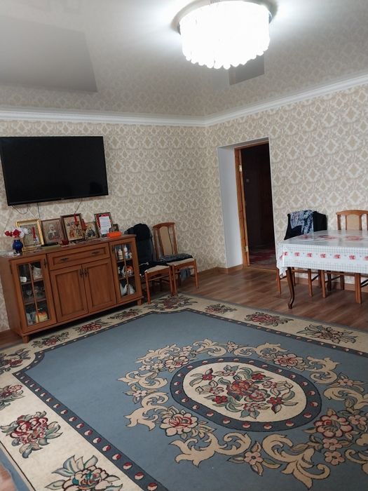 Продам мансардные дом + землянка