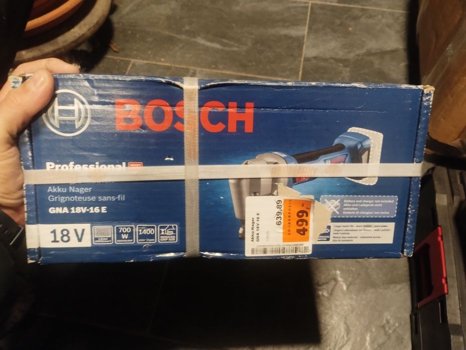 Foarfeca tabla Bosch GNA 18V-16E E nouă
