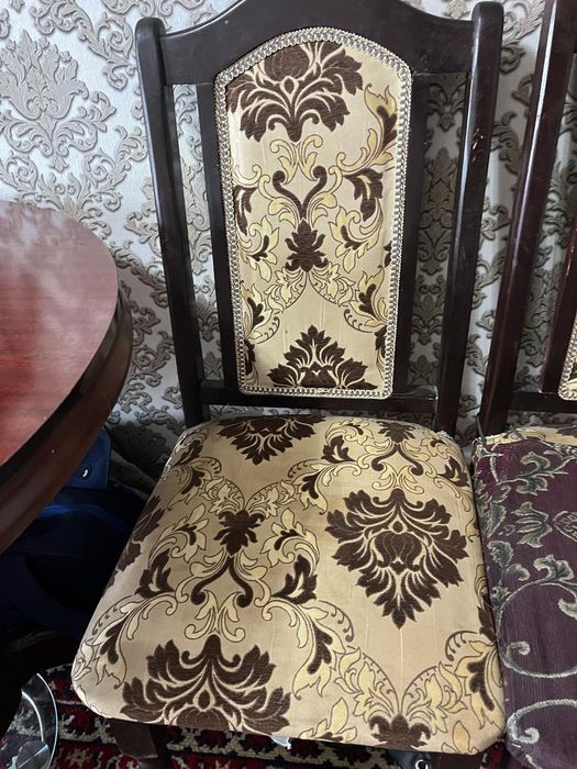 Продам стол 3 метра с 6 стульями