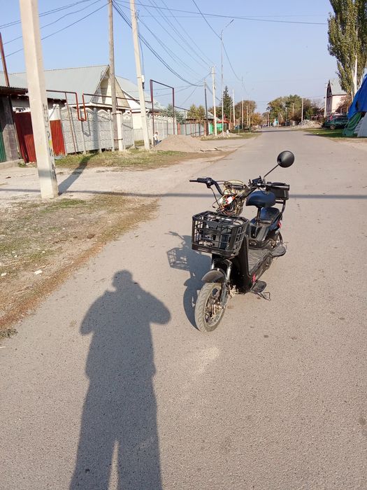 Обмен на м8 и доплата 30 ка