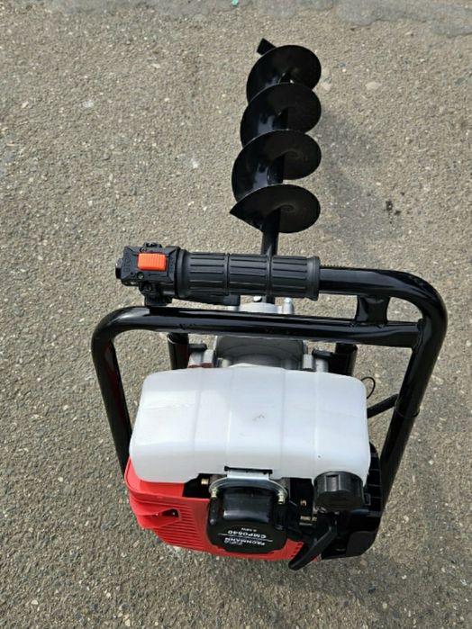 Motoburghiu (foreză pentru pamant)