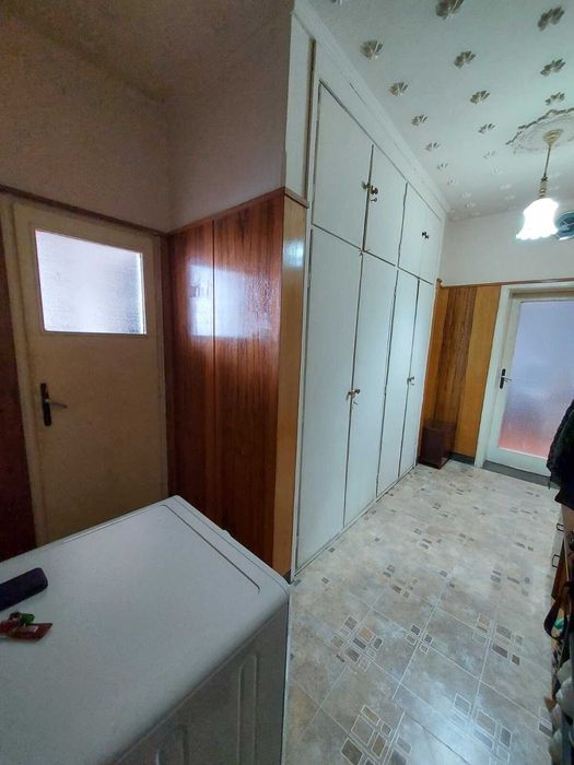 Продава се Тристаен апартамент в Димитровград - 109 кв.м за 468 €/кв.м - Снимка #2