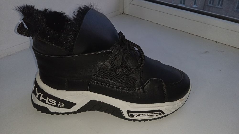 Продам обувь на зиму