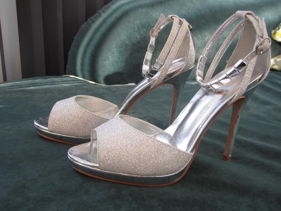 Официални обувки