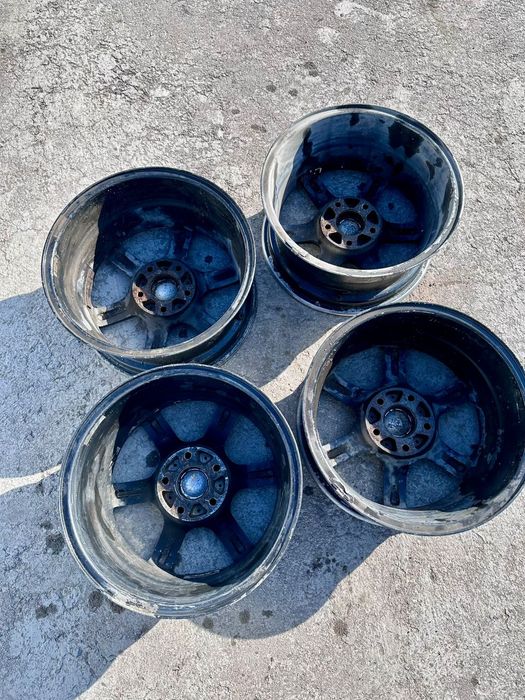 Продам диски на Toyota R16