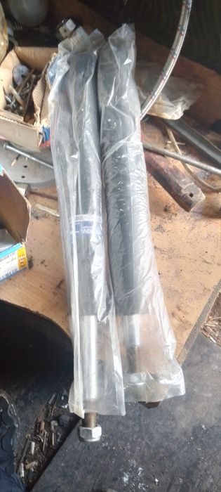 Продам запчасти на опель вектра а