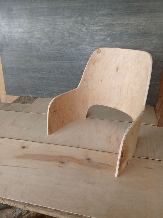 Turetskiy stulni spinka va sidenasi