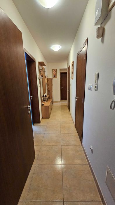 Дава се под наем Тристаен апартамент в Варна, Левски - 78 кв.м за 612 € - Снимка #2