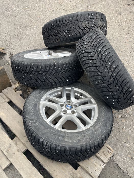 Комплект резины с дисками на BMW x5