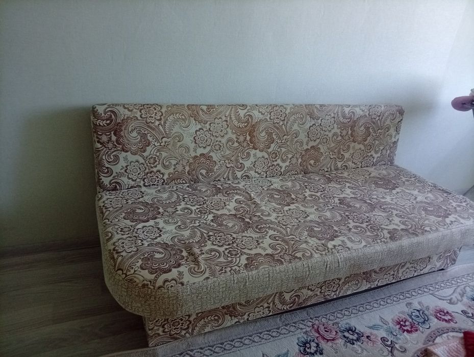 Продам сафу диван