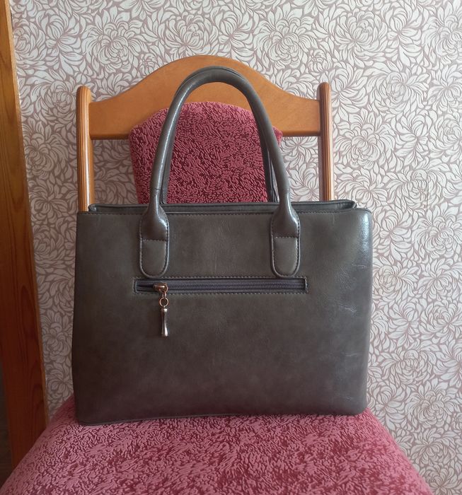 Продам сумку женскую