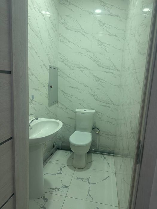 Olmos navostroyka sotiladi. 68m² Yashnobod